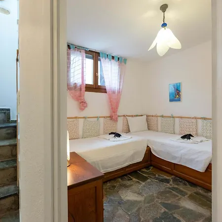 Paros' Slice Of Paradise