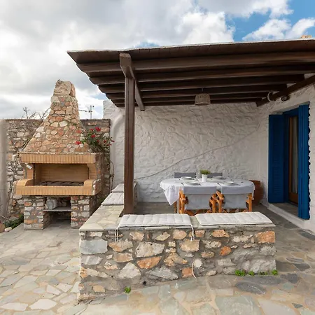 Paros' Slice Of Paradise *